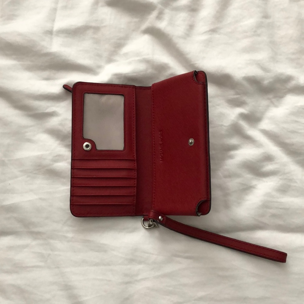 Michael Kors Red Jet Set Slim Tech Wristlet - Picture 2 of 3